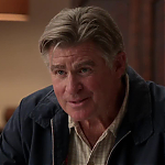 WHITE_COLLAR_-_E4X09_GLOVES_OFF_303.jpg