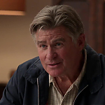 WHITE_COLLAR_-_E4X09_GLOVES_OFF_308.jpg