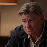WHITE_COLLAR_-_E4X09_GLOVES_OFF_331.jpg