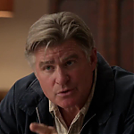 WHITE_COLLAR_-_E4X09_GLOVES_OFF_351.jpg