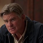WHITE_COLLAR_-_E4X09_GLOVES_OFF_363.jpg