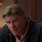 WHITE_COLLAR_-_E4X09_GLOVES_OFF_368.jpg