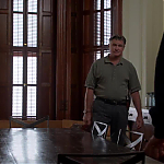 WHITE_COLLAR_-_E4X09_GLOVES_OFF_452.jpg