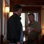 WHITE_COLLAR_-_E4X09_GLOVES_OFF_473.jpg
