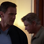 WHITE_COLLAR_-_E4X09_GLOVES_OFF_475.jpg