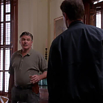 WHITE_COLLAR_-_E4X09_GLOVES_OFF_477.jpg