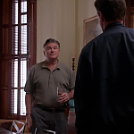 WHITE_COLLAR_-_E4X09_GLOVES_OFF_482.jpg