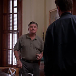 WHITE_COLLAR_-_E4X09_GLOVES_OFF_483.jpg