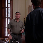 WHITE_COLLAR_-_E4X09_GLOVES_OFF_484.jpg