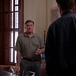 WHITE_COLLAR_-_E4X09_GLOVES_OFF_488.jpg