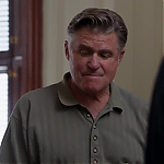 WHITE_COLLAR_-_E4X09_GLOVES_OFF_535.jpg
