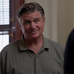 WHITE_COLLAR_-_E4X09_GLOVES_OFF_566.jpg