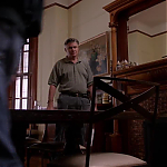 WHITE_COLLAR_-_E4X09_GLOVES_OFF_578.jpg