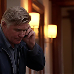 WHITE_COLLAR_-_E4X09_GLOVES_OFF_625.jpg