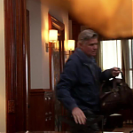 WHITE_COLLAR_-_E4X09_GLOVES_OFF_649.jpg