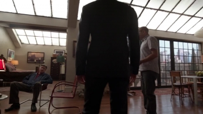 WHITE_COLLAR_-_E4X10_VESTED_INTEREST_003.jpg