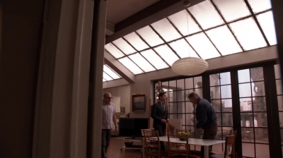WHITE_COLLAR_-_E4X10_VESTED_INTEREST_050.jpg