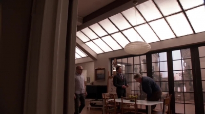 WHITE_COLLAR_-_E4X10_VESTED_INTEREST_052.jpg