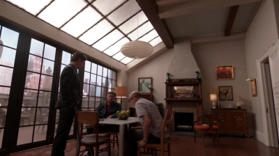WHITE_COLLAR_-_E4X10_VESTED_INTEREST_079.jpg