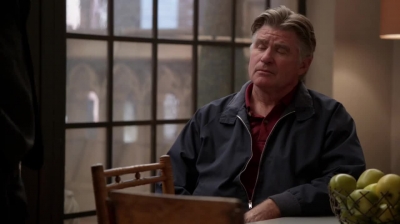 WHITE_COLLAR_-_E4X10_VESTED_INTEREST_103.jpg