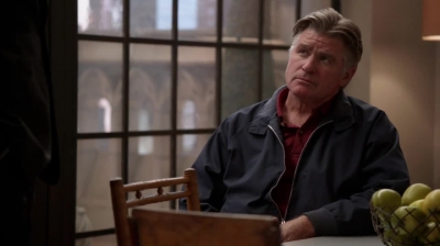 WHITE_COLLAR_-_E4X10_VESTED_INTEREST_113.jpg