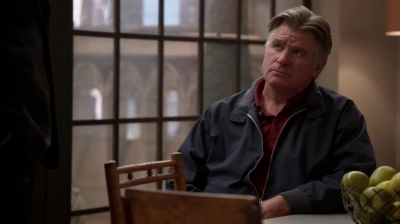 WHITE_COLLAR_-_E4X10_VESTED_INTEREST_115.jpg
