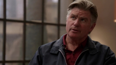 WHITE_COLLAR_-_E4X10_VESTED_INTEREST_126.jpg