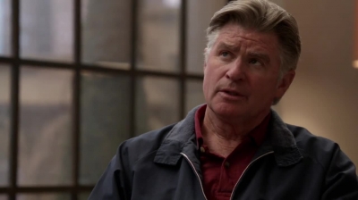 WHITE_COLLAR_-_E4X10_VESTED_INTEREST_127.jpg