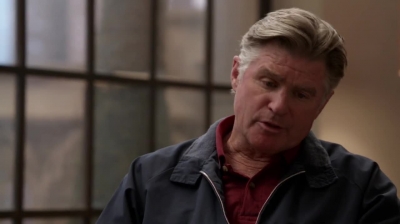 WHITE_COLLAR_-_E4X10_VESTED_INTEREST_131.jpg