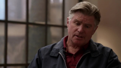 WHITE_COLLAR_-_E4X10_VESTED_INTEREST_134.jpg