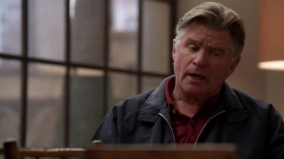 WHITE_COLLAR_-_E4X10_VESTED_INTEREST_144.jpg
