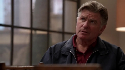 WHITE_COLLAR_-_E4X10_VESTED_INTEREST_152.jpg