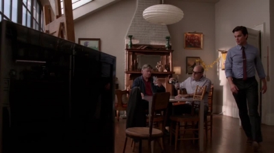 WHITE_COLLAR_-_E4X10_VESTED_INTEREST_158.jpg
