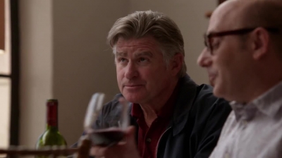 WHITE_COLLAR_-_E4X10_VESTED_INTEREST_183.jpg