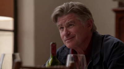 WHITE_COLLAR_-_E4X10_VESTED_INTEREST_195.jpg