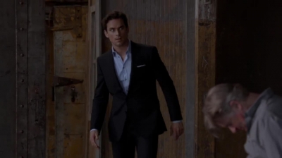 WHITE_COLLAR_-_E4X10_VESTED_INTEREST_366.jpg