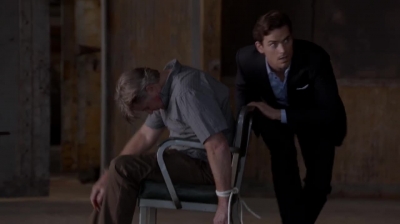 WHITE_COLLAR_-_E4X10_VESTED_INTEREST_392.jpg