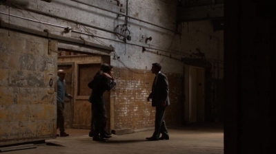 WHITE_COLLAR_-_E4X10_VESTED_INTEREST_435.jpg