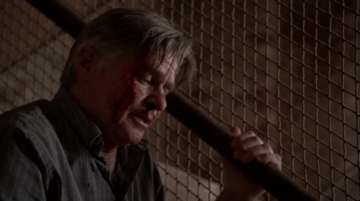 WHITE_COLLAR_-_E4X10_VESTED_INTEREST_494.jpg