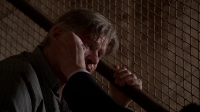WHITE_COLLAR_-_E4X10_VESTED_INTEREST_524.jpg