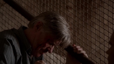 WHITE_COLLAR_-_E4X10_VESTED_INTEREST_538.jpg