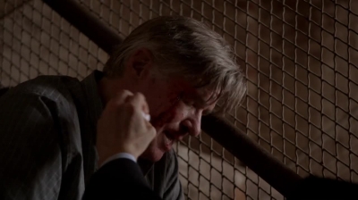 WHITE_COLLAR_-_E4X10_VESTED_INTEREST_550.jpg