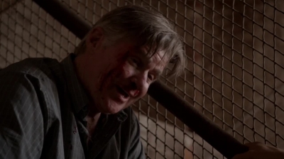 WHITE_COLLAR_-_E4X10_VESTED_INTEREST_555.jpg