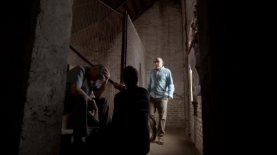 WHITE_COLLAR_-_E4X10_VESTED_INTEREST_570.jpg