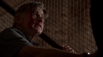 WHITE_COLLAR_-_E4X10_VESTED_INTEREST_577.jpg