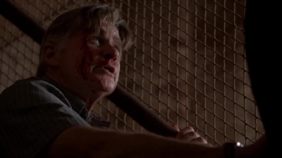 WHITE_COLLAR_-_E4X10_VESTED_INTEREST_580.jpg