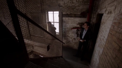 WHITE_COLLAR_-_E4X10_VESTED_INTEREST_608.jpg