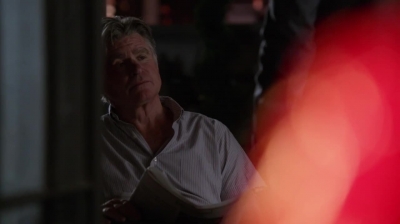 WHITE_COLLAR_-_E4X10_VESTED_INTEREST_642.jpg
