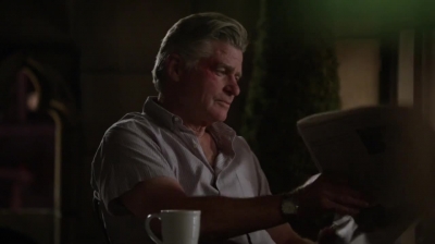 WHITE_COLLAR_-_E4X10_VESTED_INTEREST_672.jpg