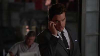 WHITE_COLLAR_-_E4X10_VESTED_INTEREST_696.jpg